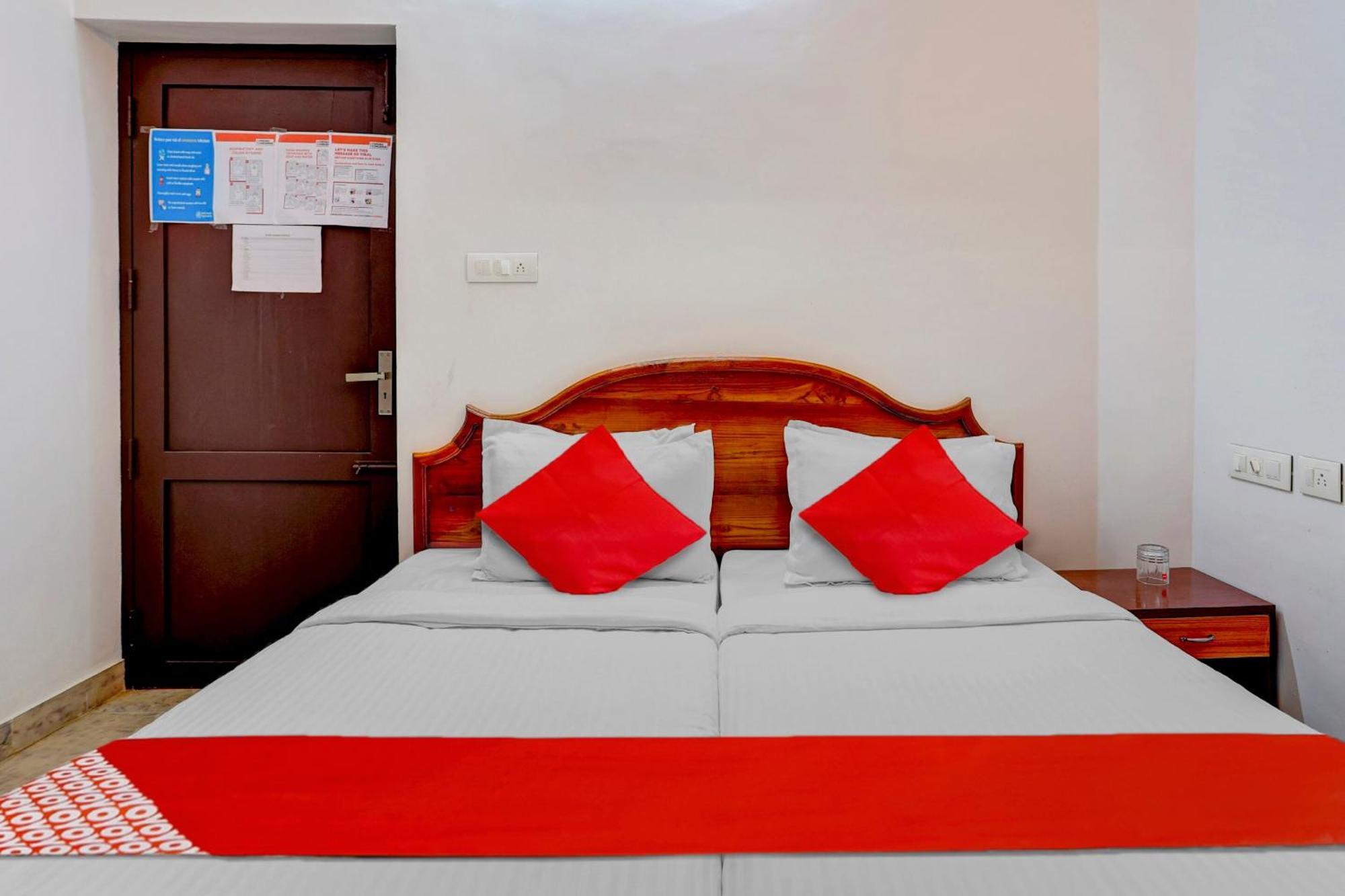 Hotel O Poptavern Heritage Kovalam Exterior photo